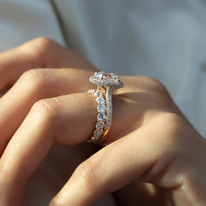 The Kylie Set With A Round Lab Diamond