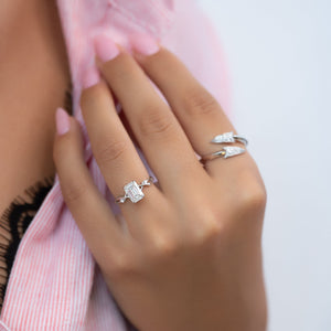 The Twig Set With A 1 Carat Emerald Lab Diamond