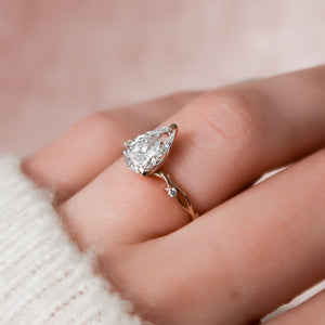 The Twig Set With A 2.5 Carat Pear Lab Diamond