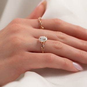 The Twig Set With A 2 Carat Round Lab Diamond