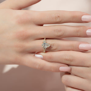 The Emma Set With A Pear Moissanite