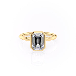 The Razor Bezel Kamellie Set With A Emerald Moissanite