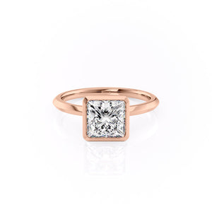 The Razor Bezel Kamellie Set With A Princess Moissanite