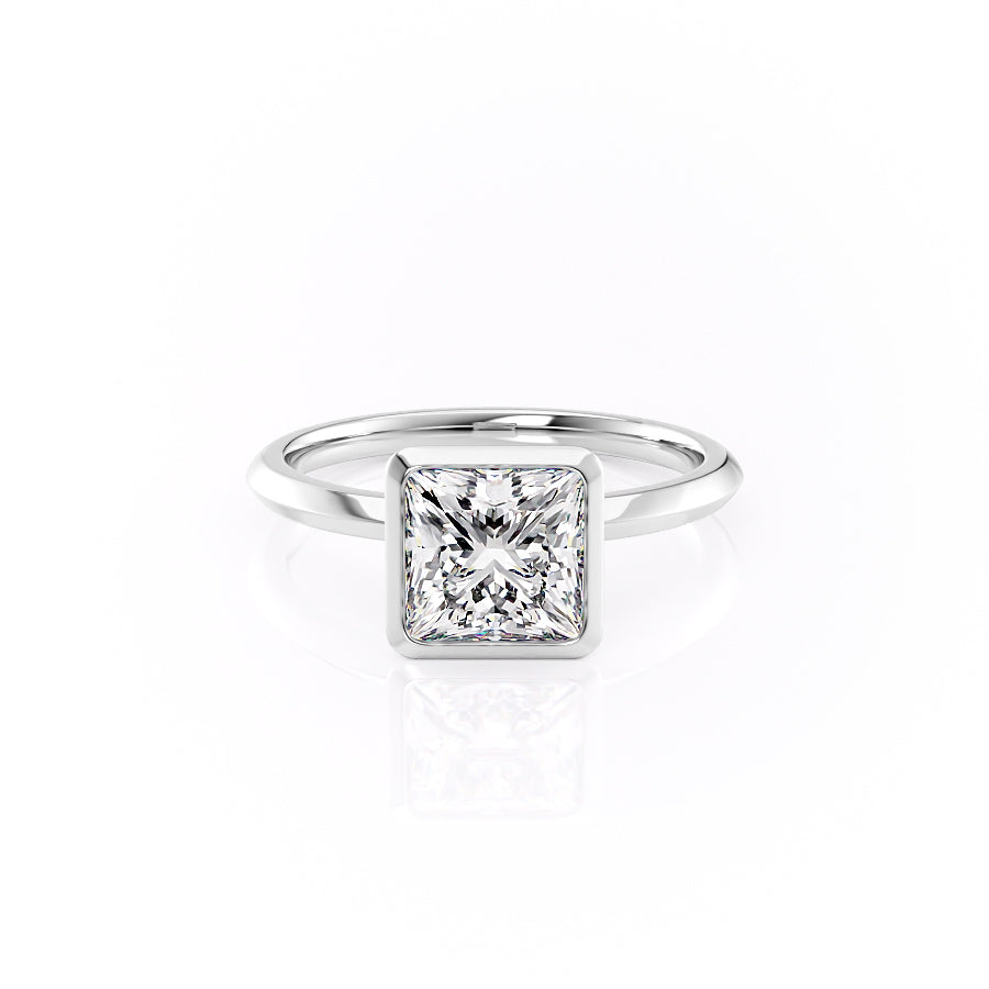The Razor Bezel Kamellie Set With A 1 Carat Princess Moissanite
