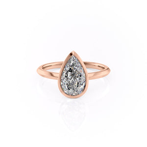 The Razor Bezel Kamellie Set With A Pear Moissanite