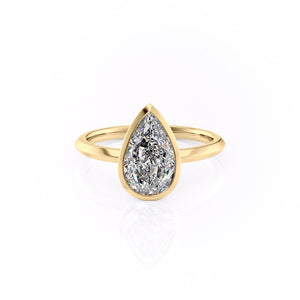The Razor Bezel Kamellie Set With A Pear Moissanite
