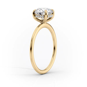 The Kamellie Set With A 1.5 Carat Elongated Cushion Moissanite