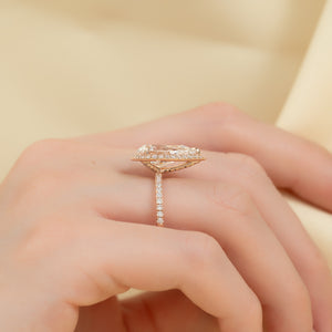 The Lenny Set With A Pear Moissanite