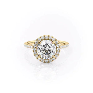 The Lenny Set With A 2.5 Carat Round Moissanite