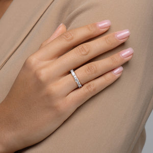 2.8ct Alternating Radiant and Round Basket Eternity