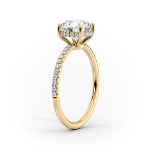 The Low Profile Kamellie Set With A 2.5 Carat Emerald Lab Diamond