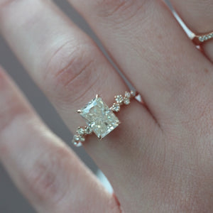 The Mia - Engagement Ring Made in Rose Gold