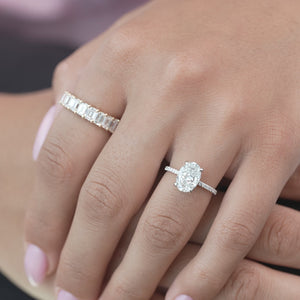 The Low Profile Kamellie - Engagement Ring Made in White Gold