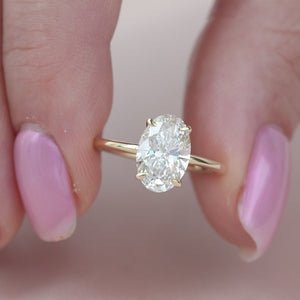 The Ashley - Engagement Ring Made in Yellow Gold