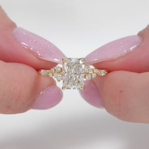The Emma - Engagement Ring Made in Yellow Gold