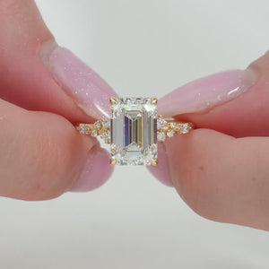 The Emma - Engagement Ring Made in Yellow Gold