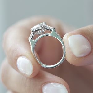 The Pave liv - Engagement Ring Made in White Gold