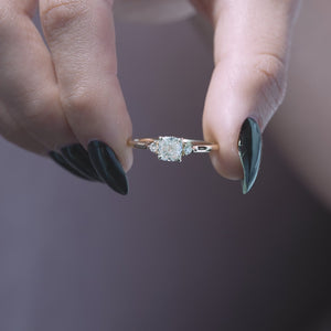 The Lia - Engagement Ring Made in Yellow Gold
