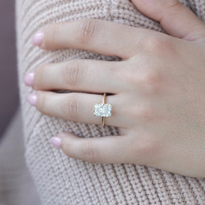 The Ashley - Engagement Ring Made in Yellow Gold