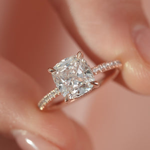 The Pave Kamellie - Engagement Ring Made in Rose Gold