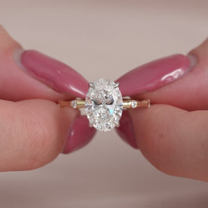 The Samantha - Engagement Ring Made in Yellow Gold