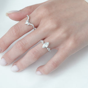 The Mia - Engagement Ring Made in White Gold