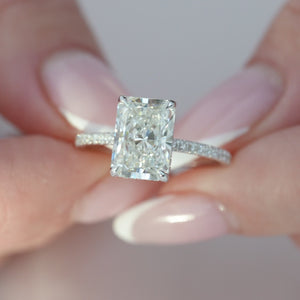 The Pave Alex - Engagement Ring Made in White Gold