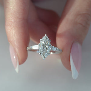 The Pave liv - Engagement Ring Made in White Gold