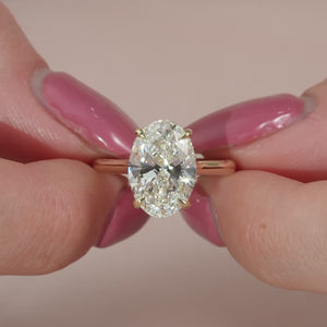 The Maia - Engagement Ring Made in Yellow Gold