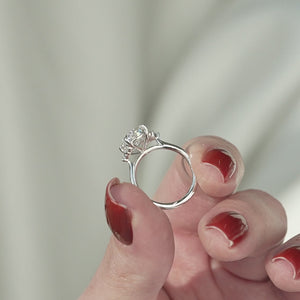 The Victoria - Engagement Ring Made in White Gold