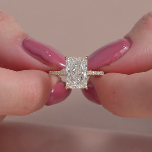 The Pave Kamellie - Engagement Ring Made in Yellow Gold