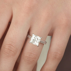 The Elizabeth - Engagement Ring Made in White Gold