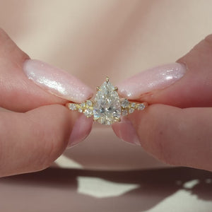 The Emma - Engagement Ring Made in Yellow Gold