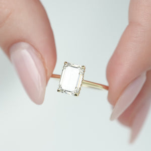 The Maia - Engagement Ring Made in Yellow Gold