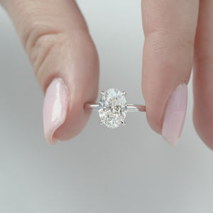 The Ashley - Engagement Ring Made in Platinum